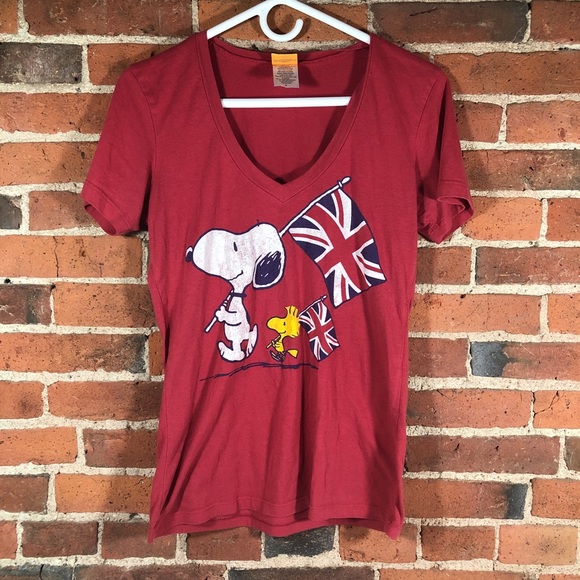 Snoopy Woodstock Peanuts British Flag T-Shirt Red - Picture 1 of 5